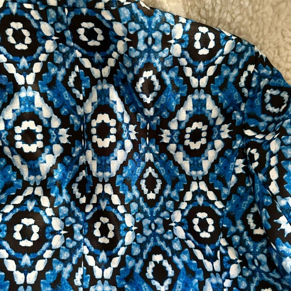 Kasper Blue and Black Geometric Jacket - Picture 8 of 8